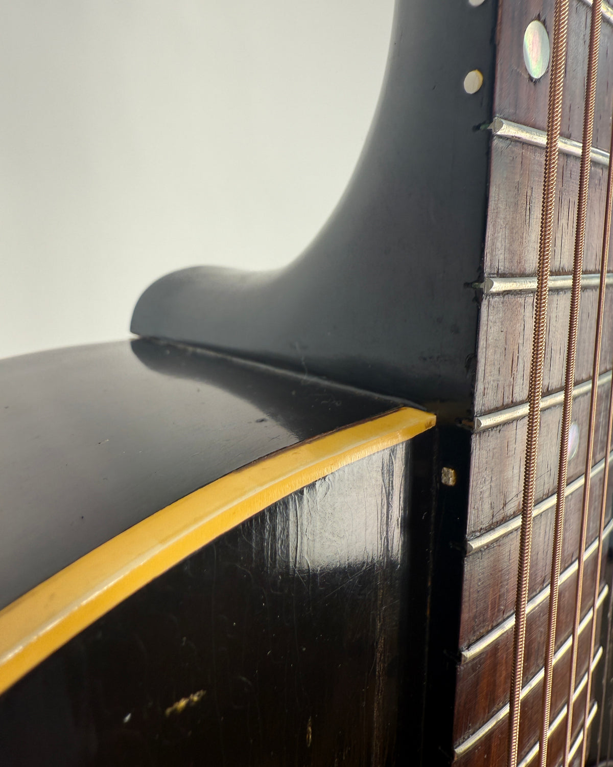 1945 Gibson LG-2 Banner