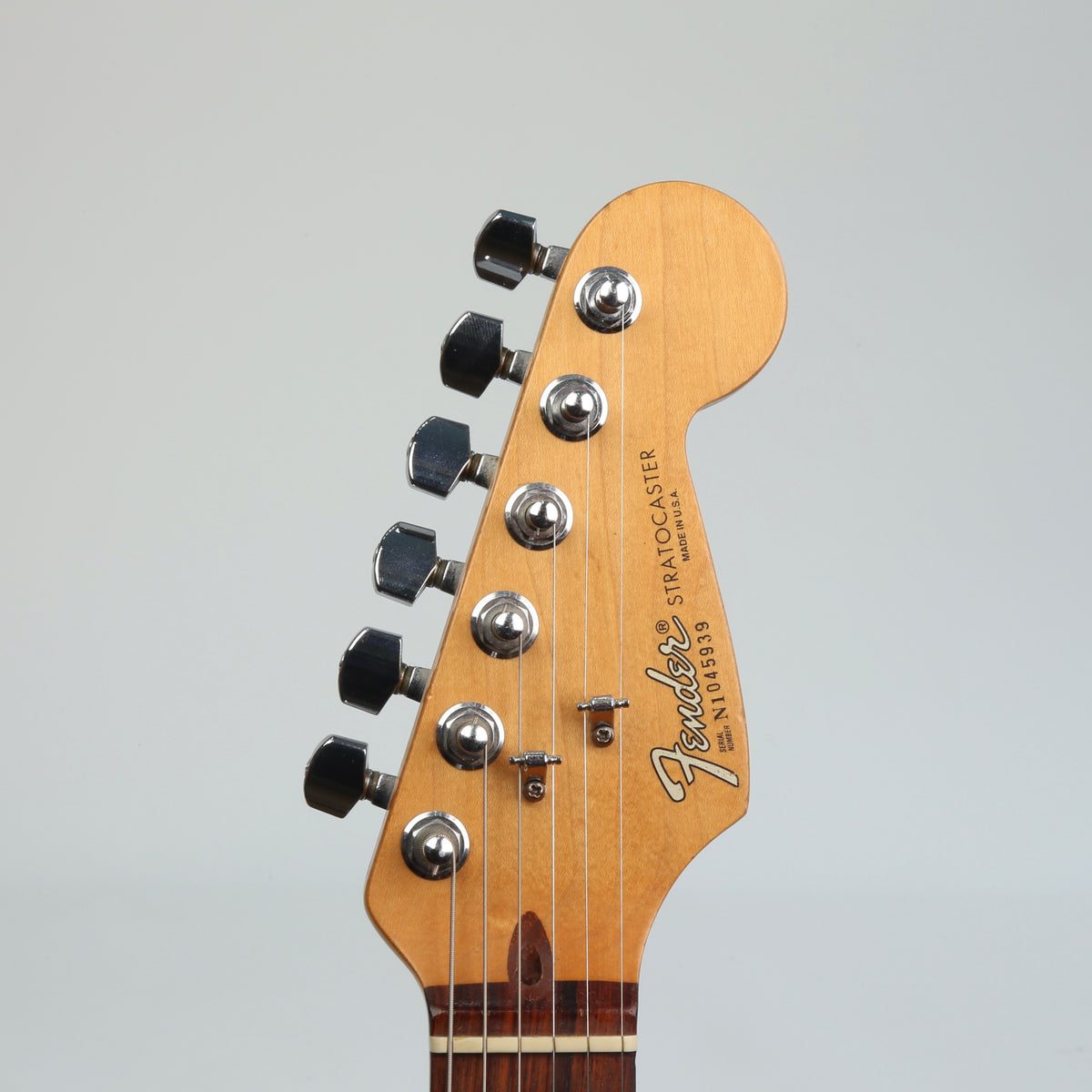 1991 Fender Stratocaster White