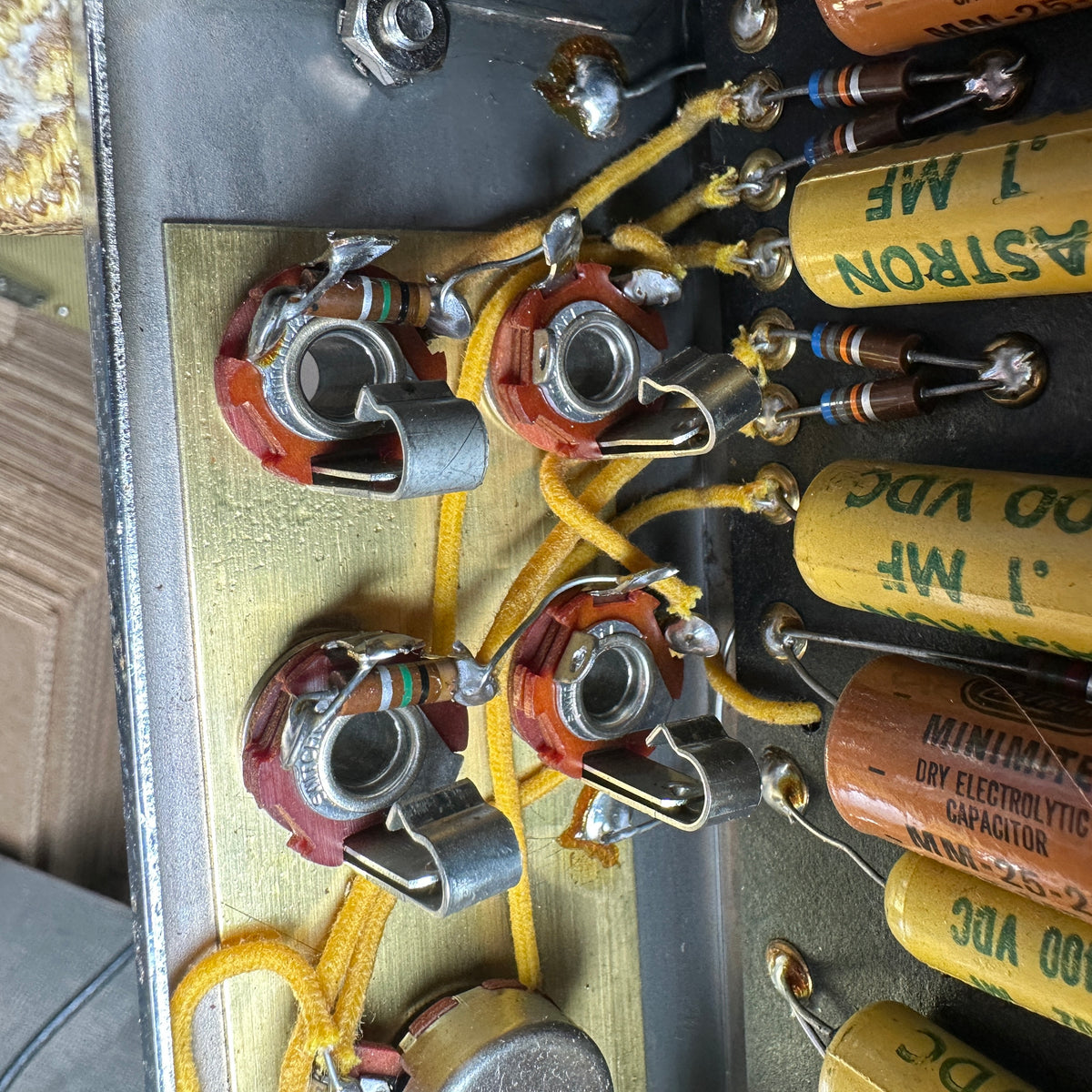 1957 Fender Deluxe Amp   Collector Grade