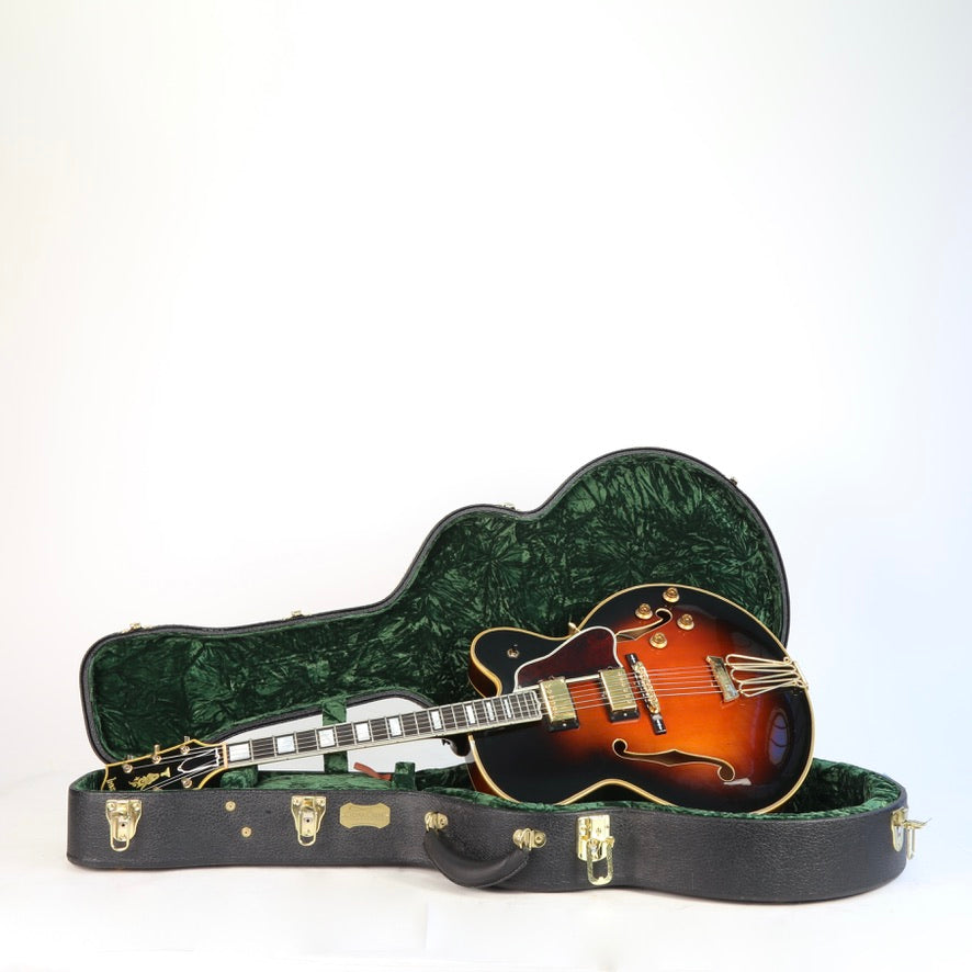 1959 -1960 Gibson Byrdland hold 8/111