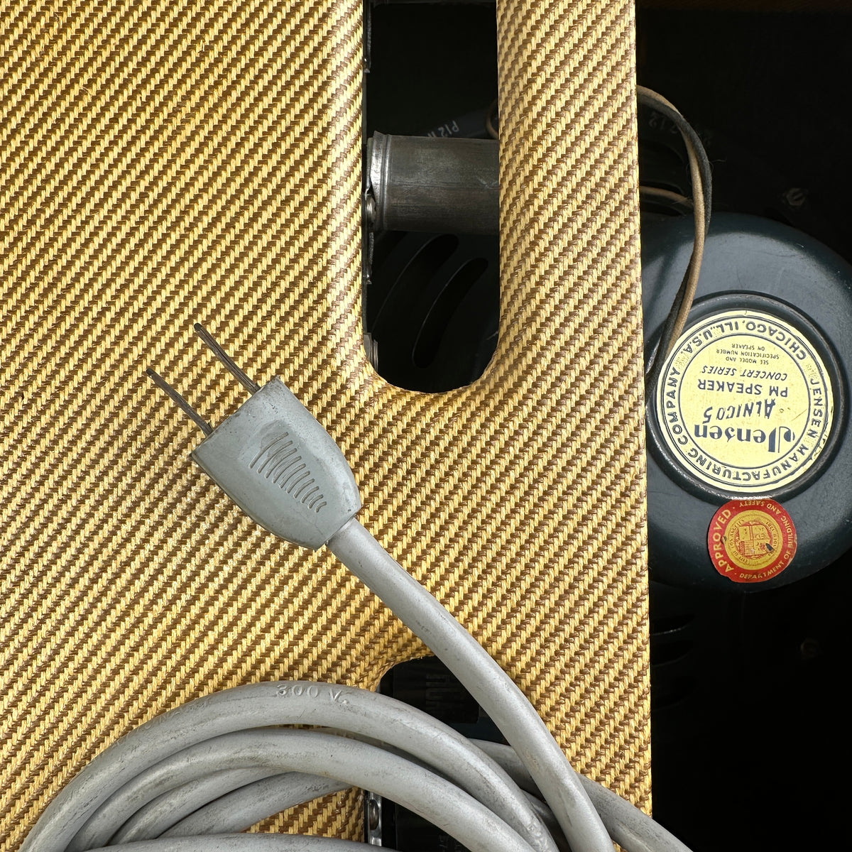 1957 Fender Deluxe Amp   Collector Grade