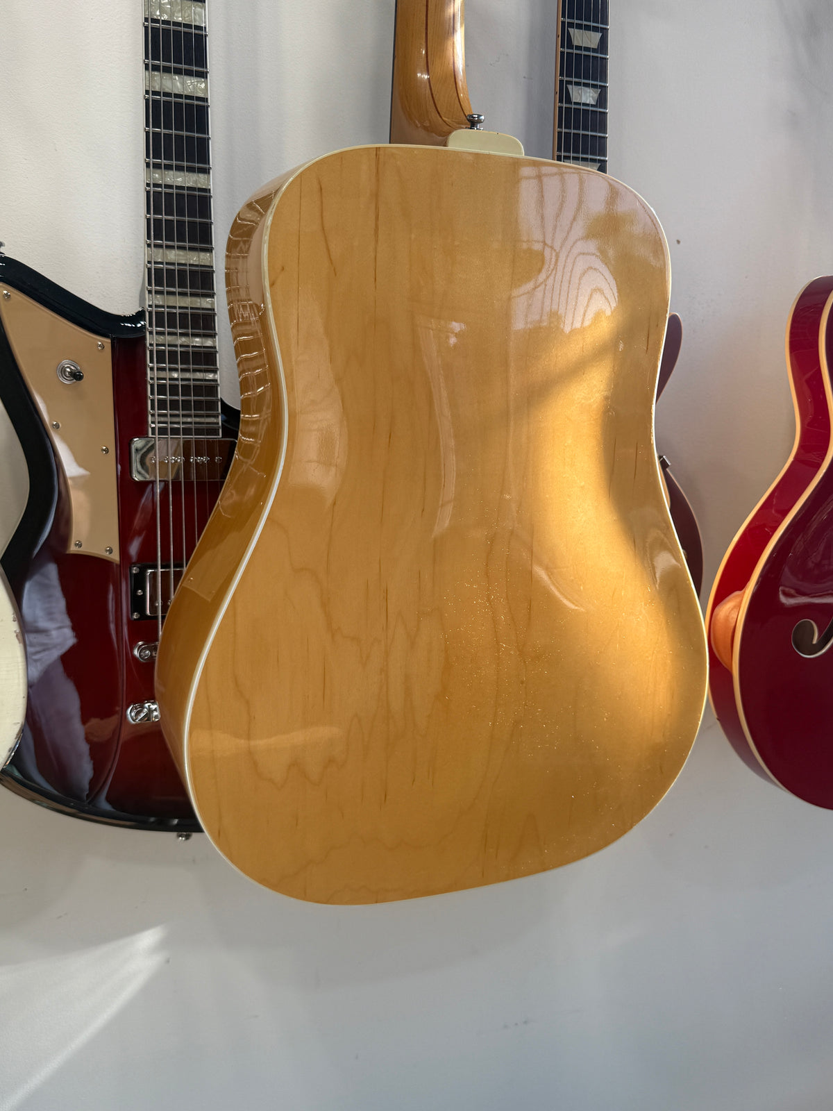 1977 Guild G37