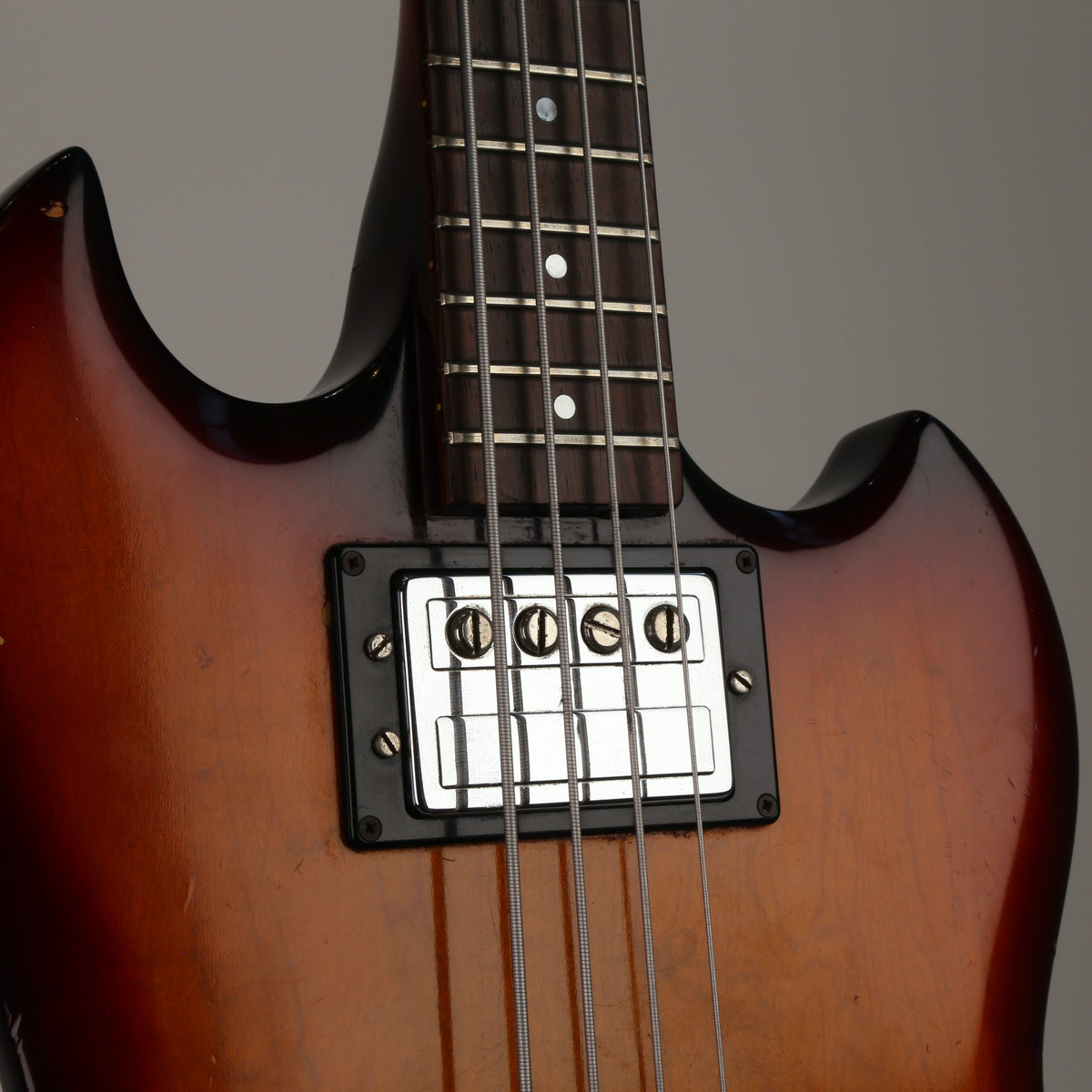 1972 Guild Jetstar Bass II