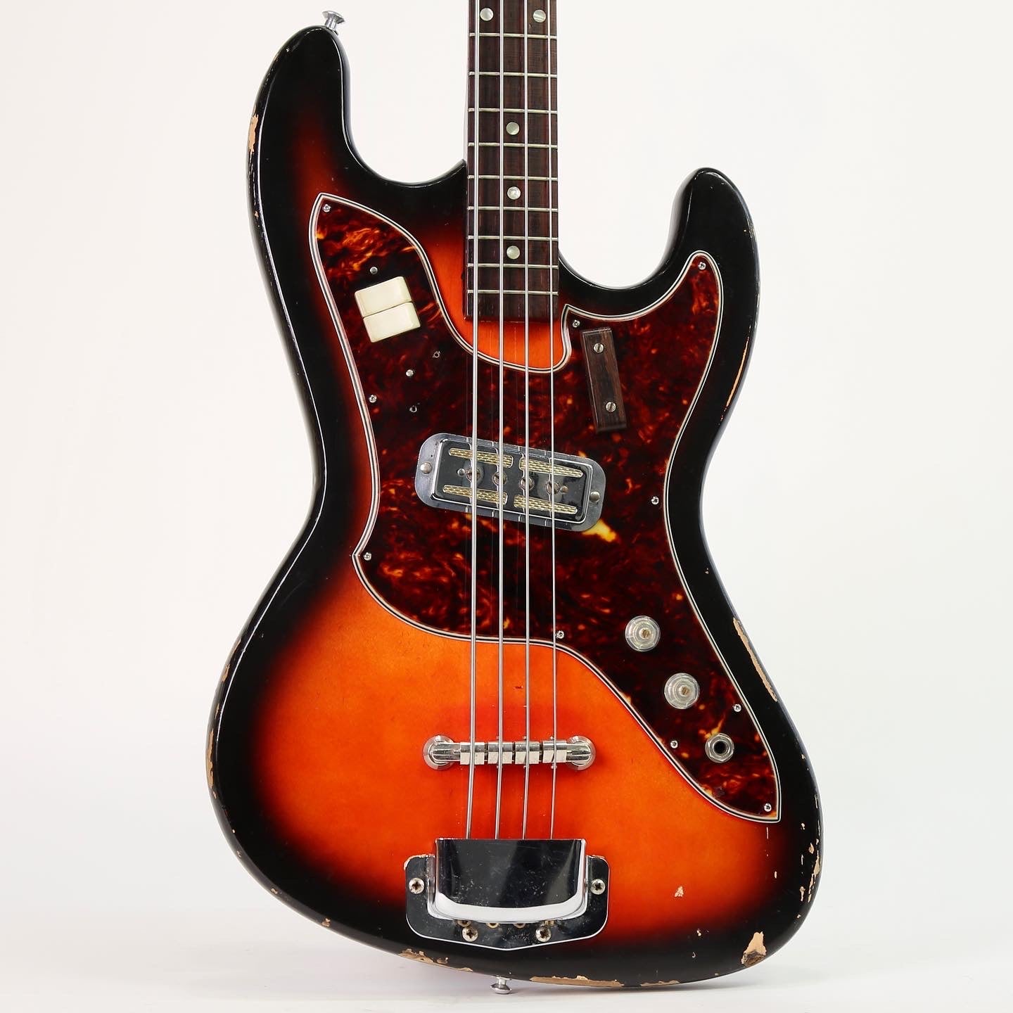 Harmony Silhouette Bass H25