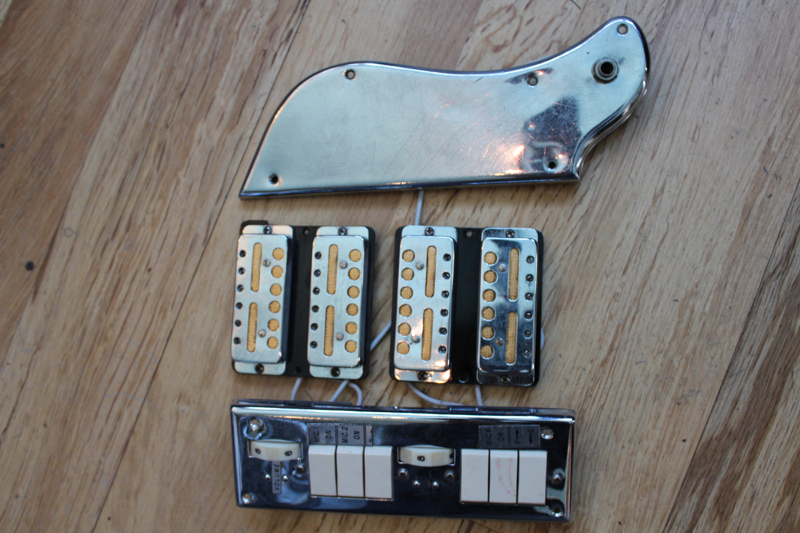 Gold Foil Pickup Quad - Vintage Guitars