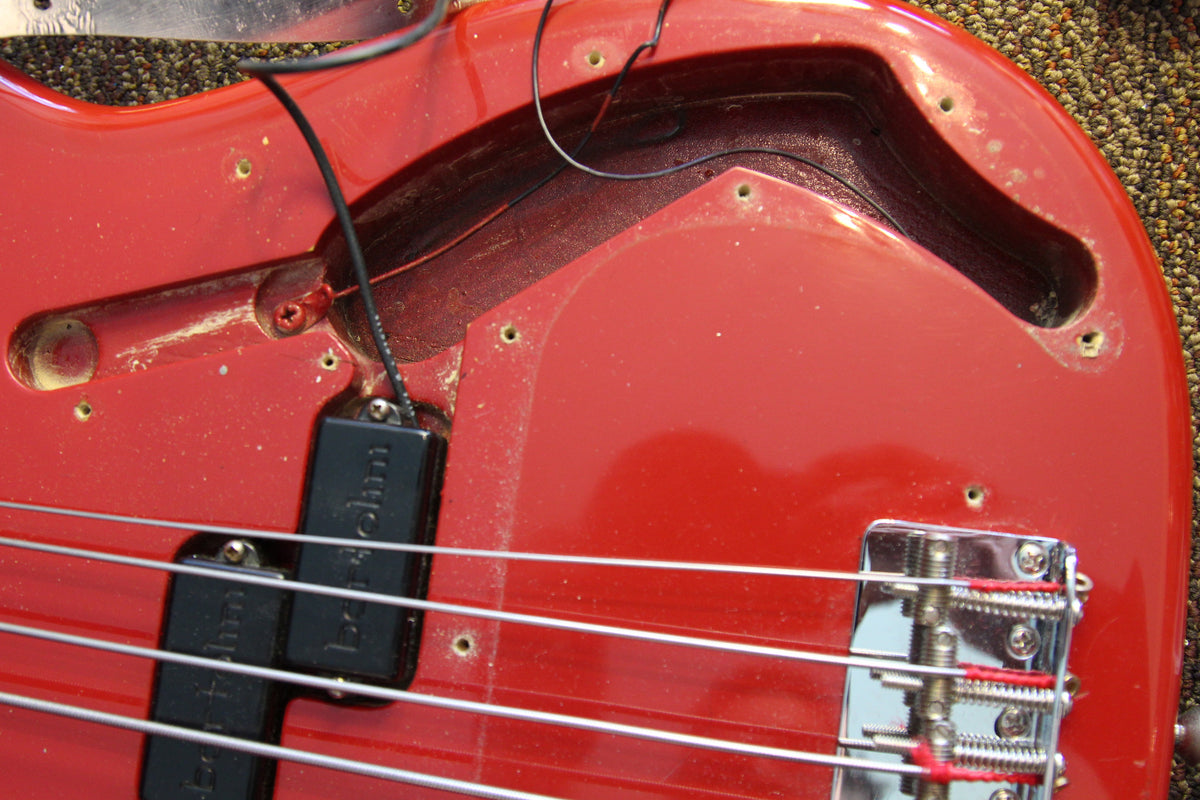 1979 Fender Precision Bass - Vintage Guitars