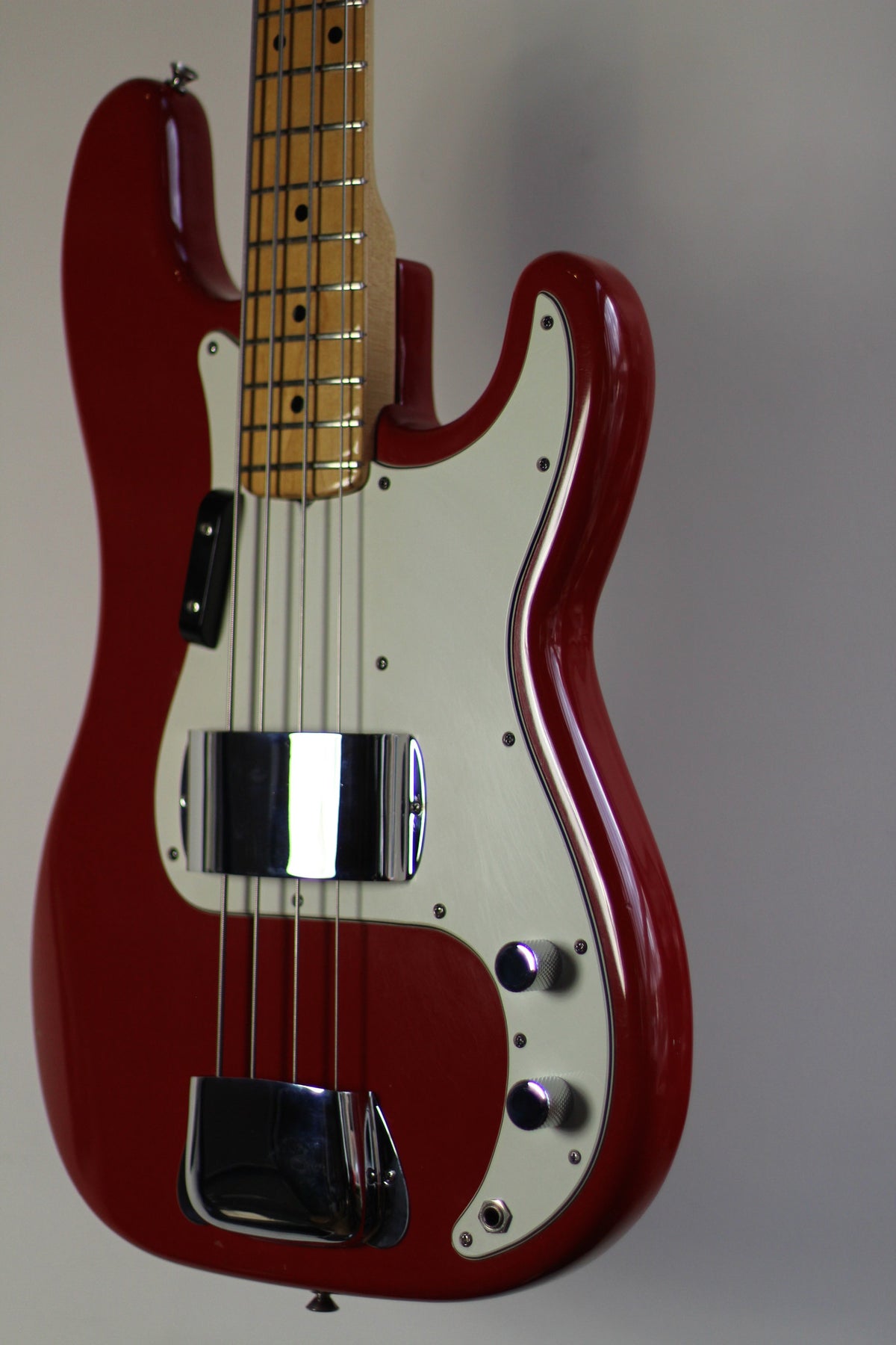 1979 Fender Precision Bass - Vintage Guitars