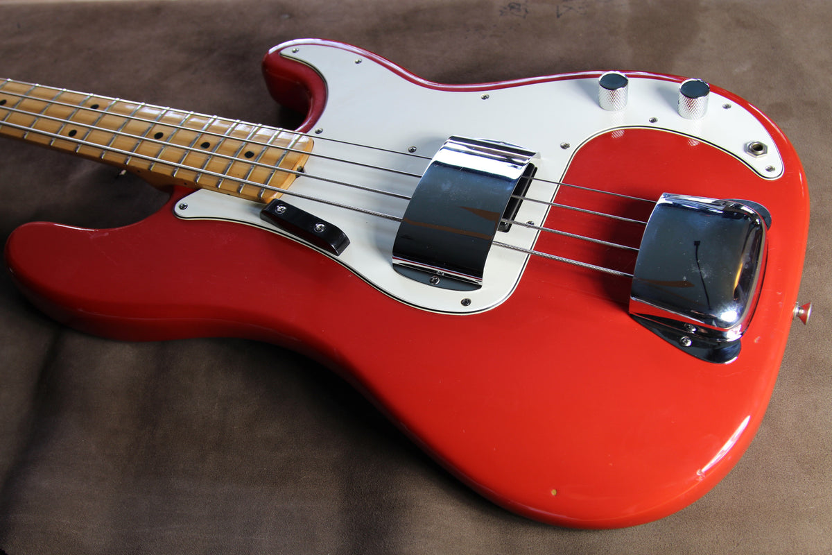 1979 Fender Precision Bass - Vintage Guitars