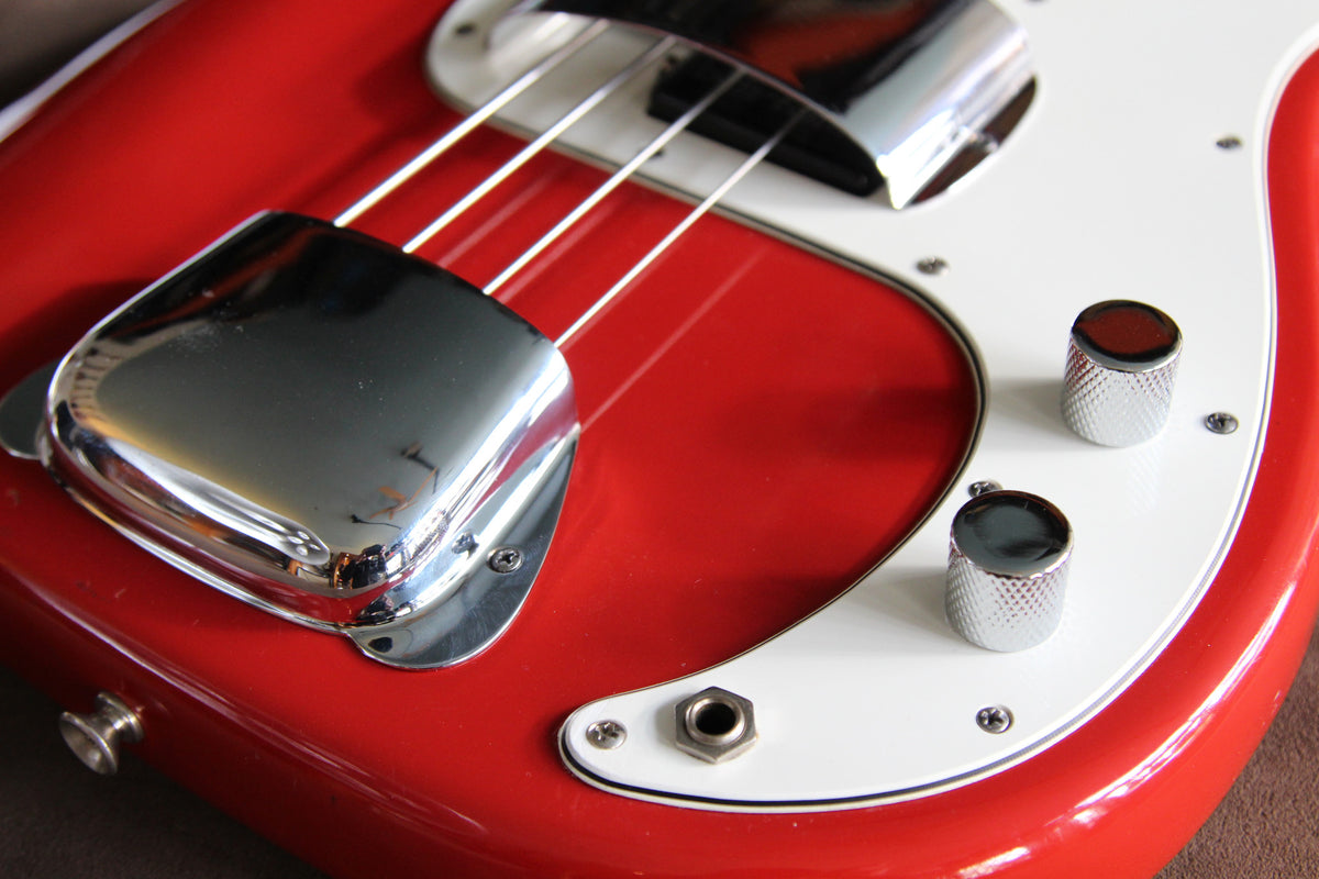 1979 Fender Precision Bass - Vintage Guitars