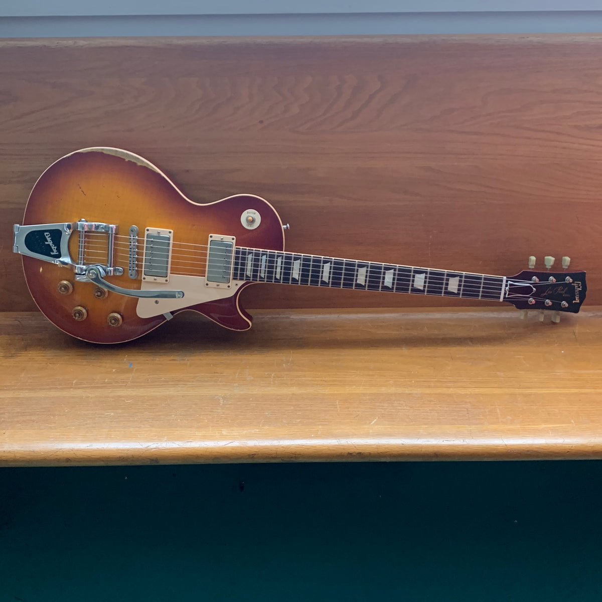 Gibson Les Paul R9