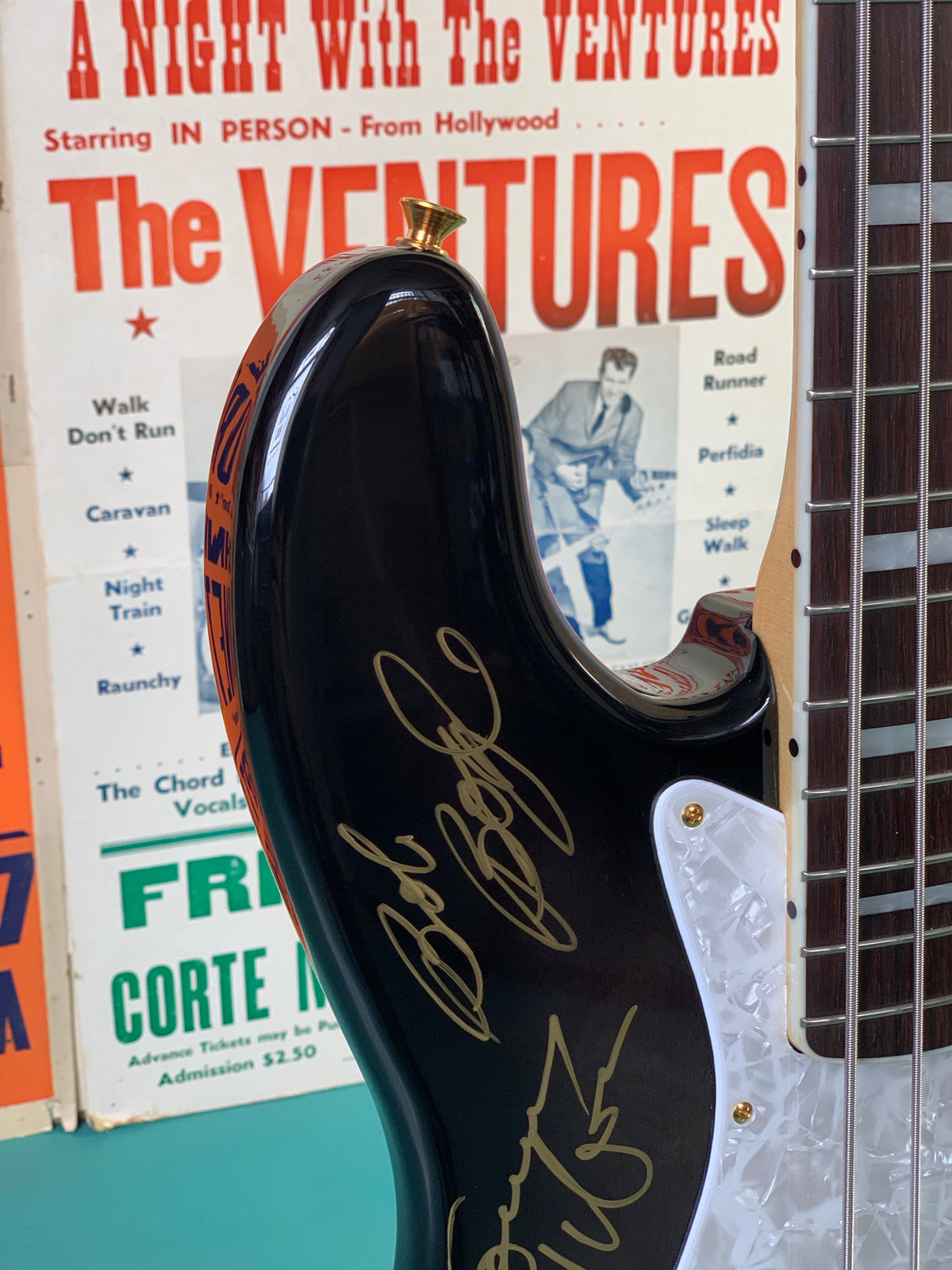 1996 Fender Jazz Bass Ventures