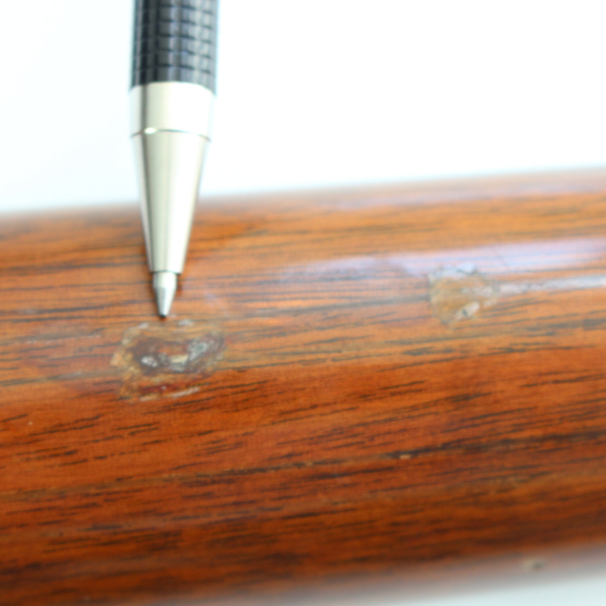 1976 Gibson Thunderbird - Vintage Guitars