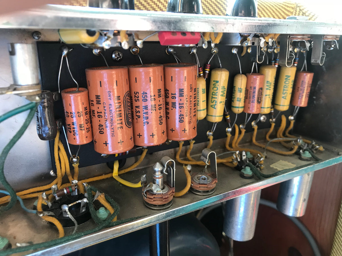 1958 Fender Deluxe - Vintage Guitars