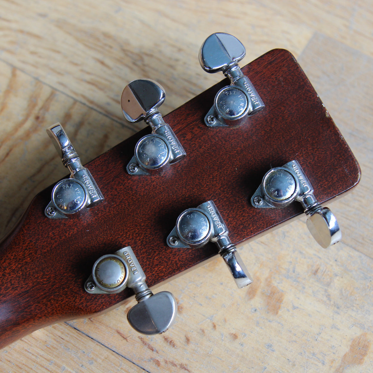 1972 Martin 000-18 - Vintage Guitars