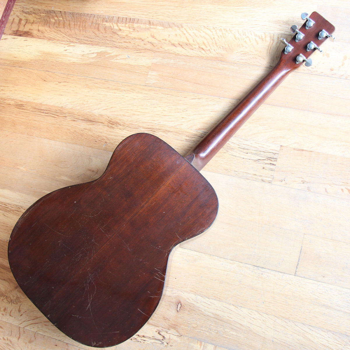 1972 Martin 000-18 - Vintage Guitars