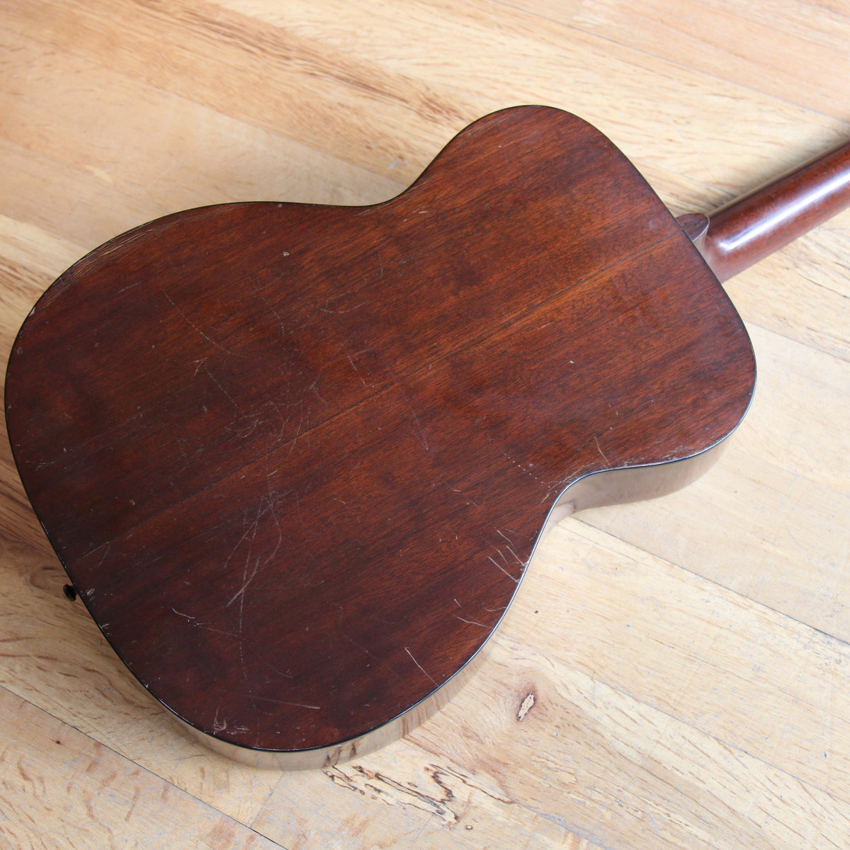 1972 Martin 000-18 - Vintage Guitars