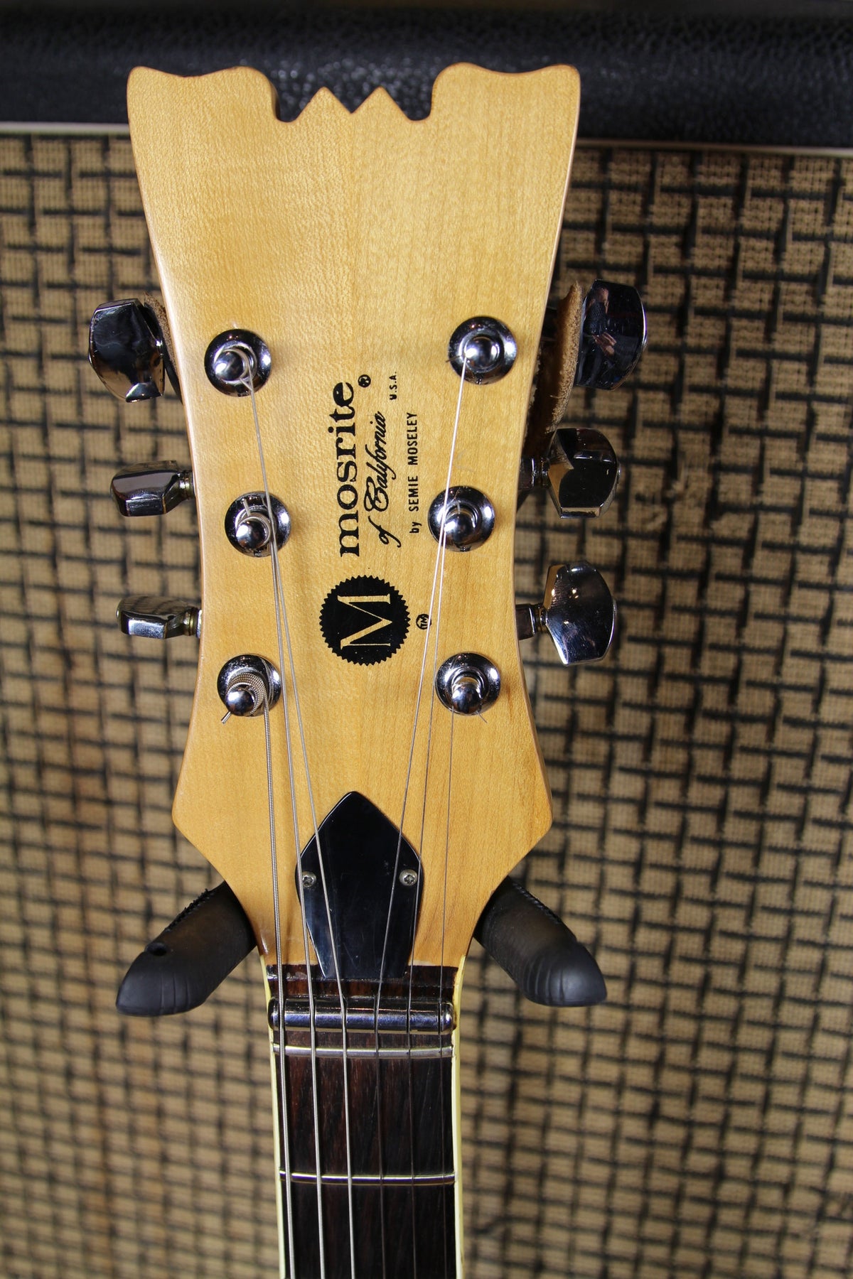 Mosrite Bluesbender - Vintage Guitars