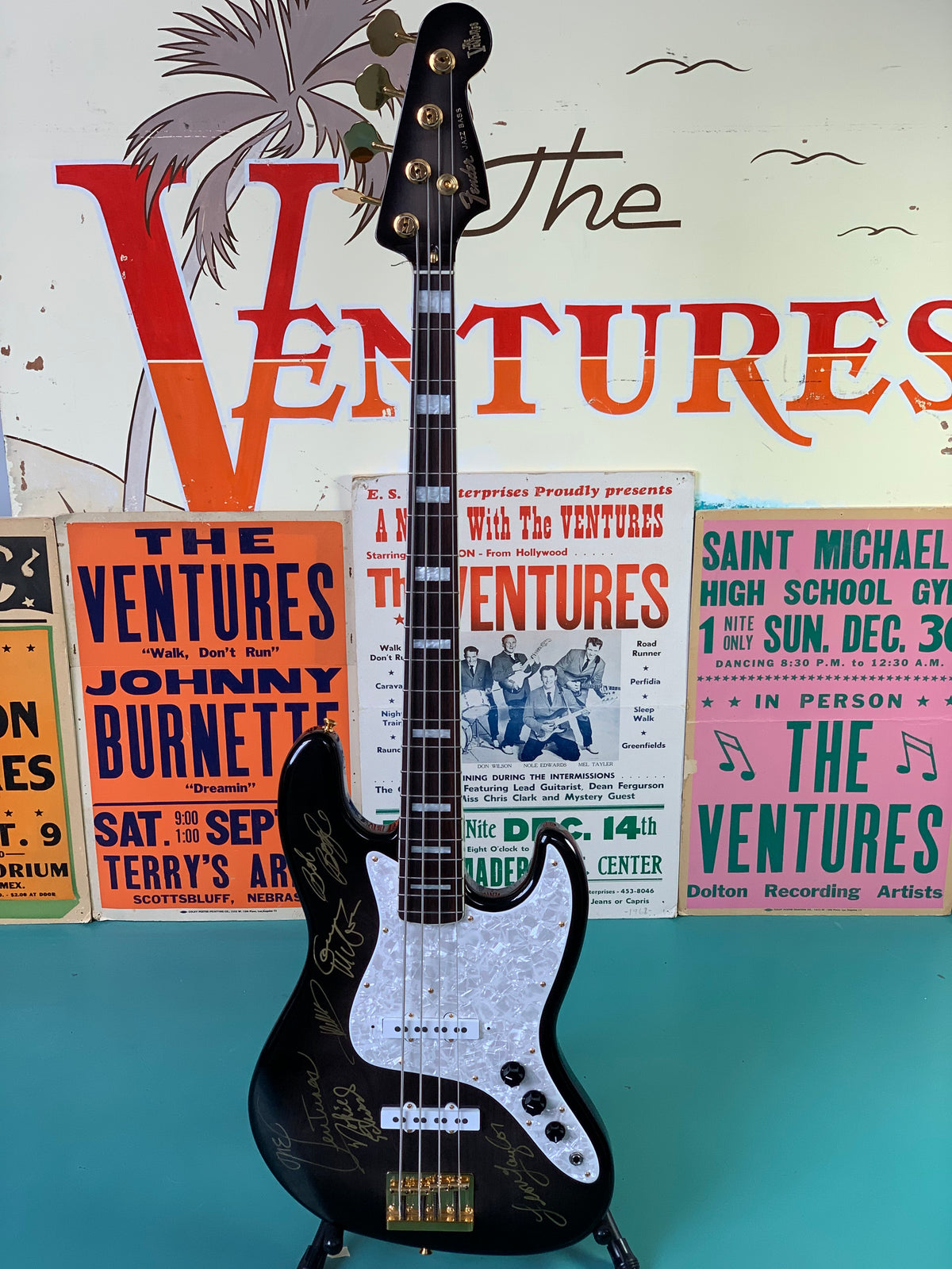 1996 Fender Ventures Set -ON LOAN GRAMMY MUSEUM-