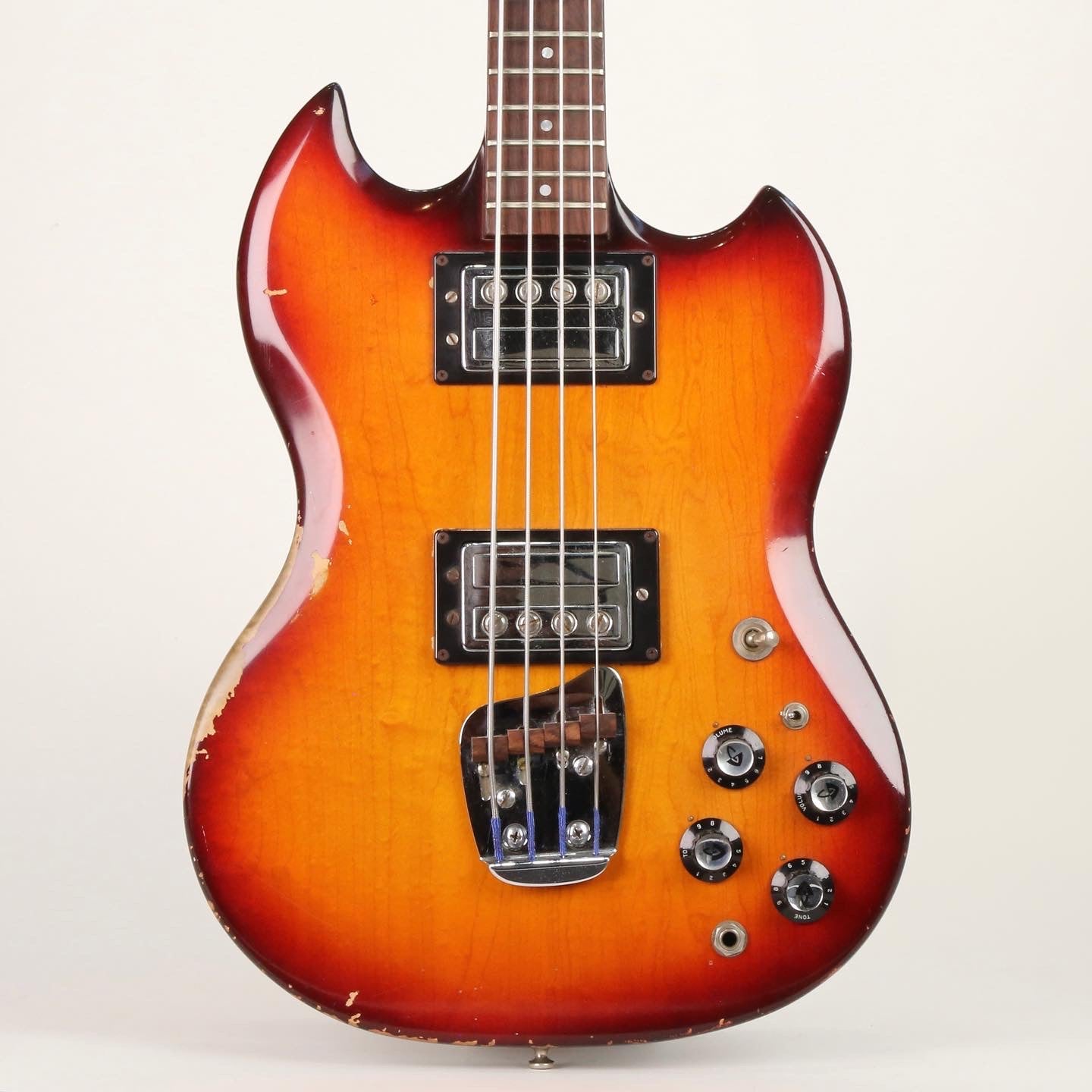 1972 Guild Jetstar Bass II