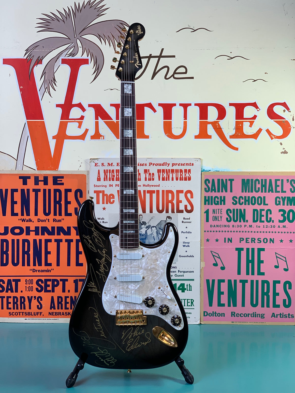 1996 Fender Ventures Set -ON LOAN GRAMMY MUSEUM-